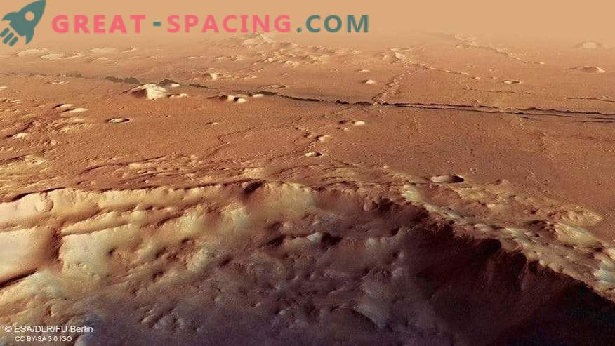 Tectónica de Marte fresca: fallas profundas en el Planeta Rojo