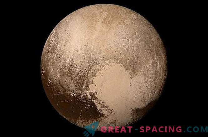 Pluto es un objeto muy diferente al satélite de Neptune Triton