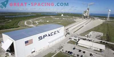SpaceX retrasó el primer vuelo