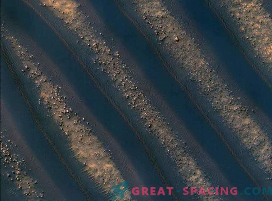 La primavera marciana derrite las dunas de arena