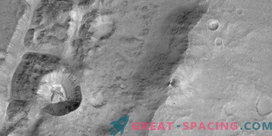 Mars Orbiter toma fotos increíbles de su nuevo hogar