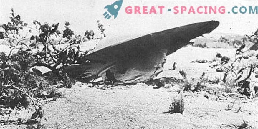 Incidente de Roswell - 1947 Los ufólogos están seguros de que los militares ocultaron la nave alienígena destrozada