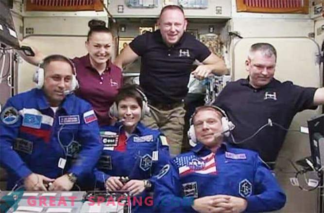 Los nuevos miembros de la tripulación llegaron con seguridad a la ISS