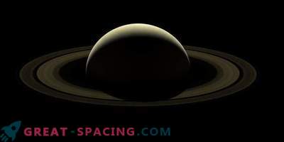 Imagen compuesta de Cassini: despedida de Saturno