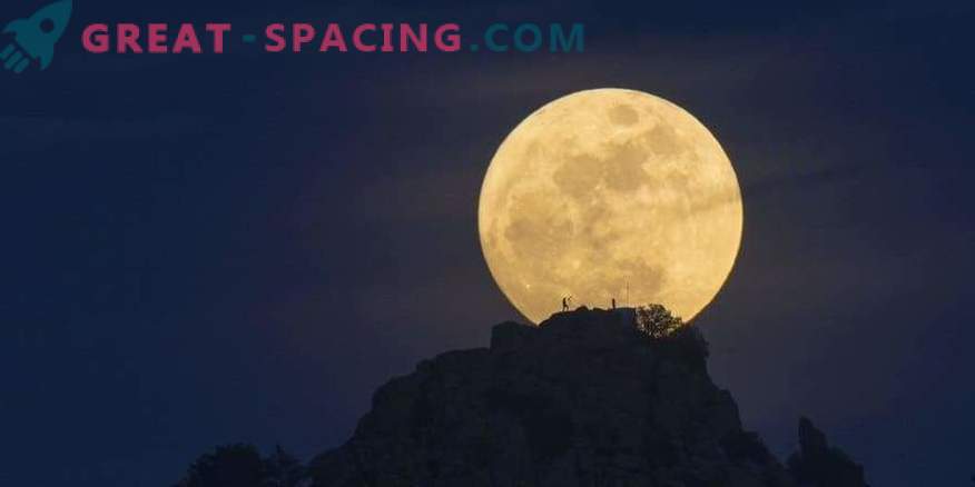 La luna tomará un color inusual por primera vez en 150 años.