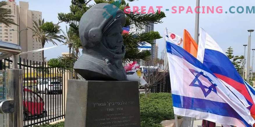 Un monumento a Yuri Gagarin erigido en Israel