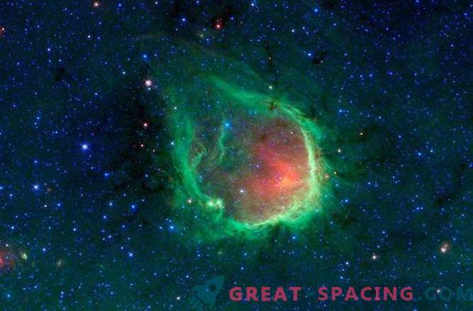 Una selección de las fotografías más brillantes de las nebulosas hechas por el telescopio Spitzer
