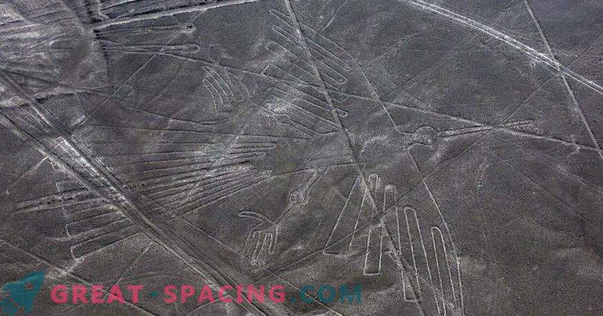 Dibujos antiguos en el desierto de Nazca. Los ufólogos apuntan a un origen extraterrestre