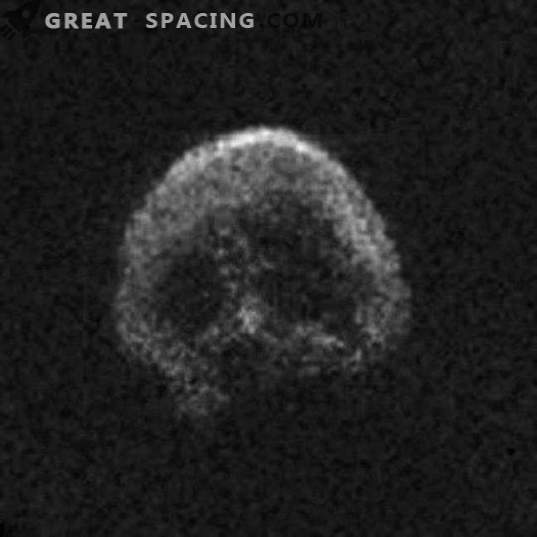 Un cráneo cósmico misterioso está volando a la Tierra. ¿Es un asteroide peligroso para nuestro planeta?