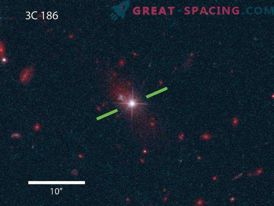 El agujero negro supermasivo se escapó de la galaxia 3C186