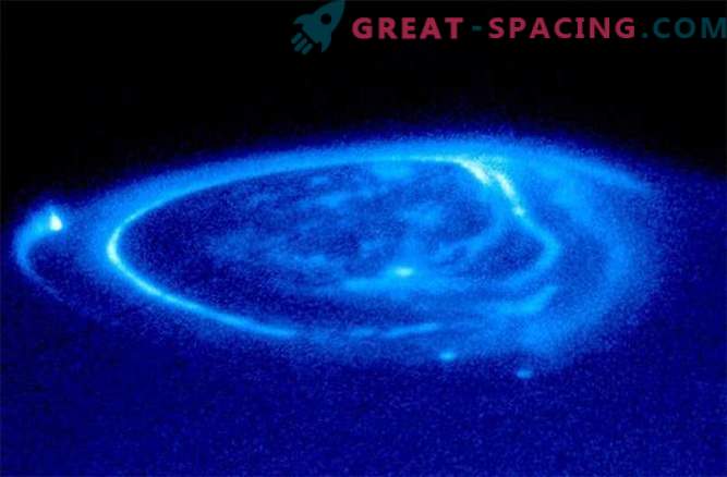 Aurora épica en objetos del sistema solar