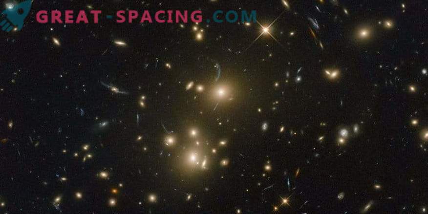 Fotos del cosmos: cuerdas de estrellas sin hogar