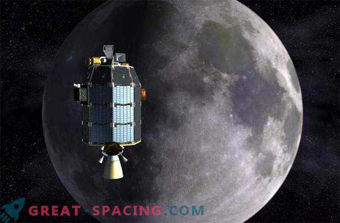 La luna tiene una atmósfera polvorienta