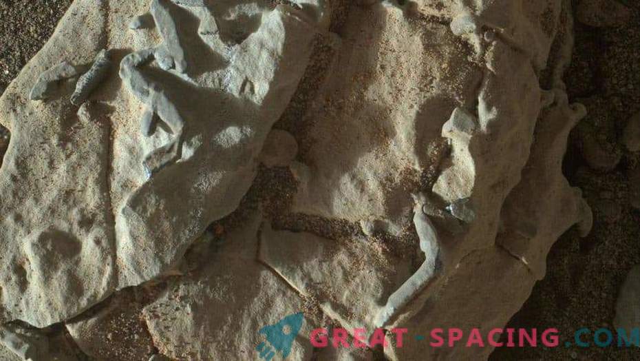 10 objetos extraños en Marte! Parte 2