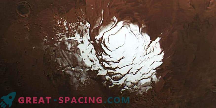 Lo que está oculto bajo el casquete polar sur de Marte