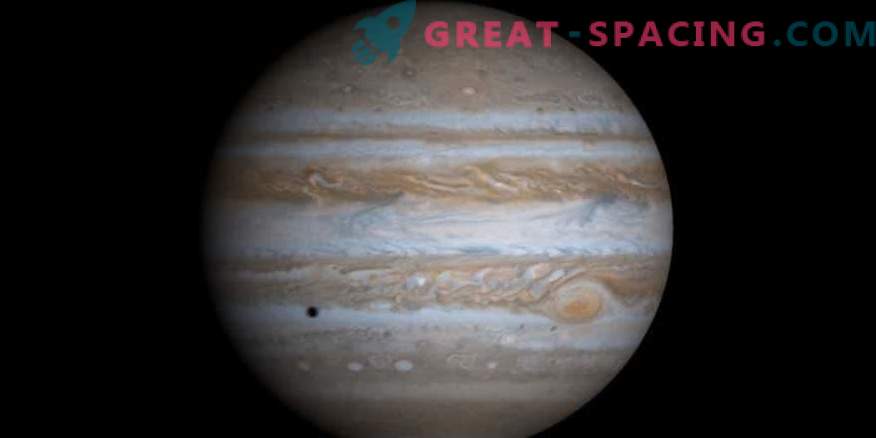 10 nuevos satélites encontrados cerca de Júpiter! ¿Cómo lograron esconderse?