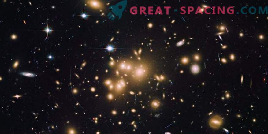 Encontrado uno de los grupos galácticos más densos