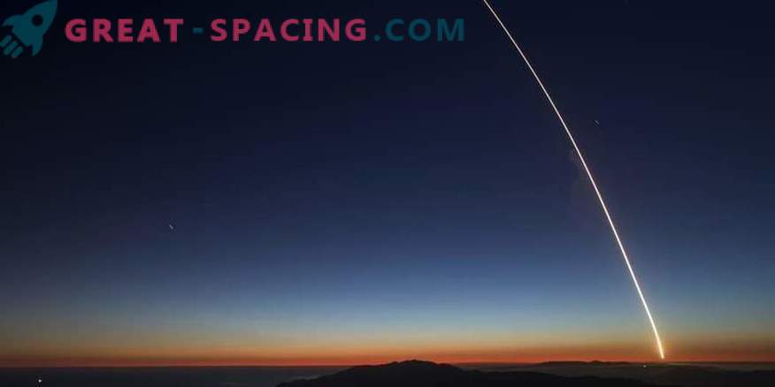 SpaceX pudo poner 12,000 satélites en órbita
