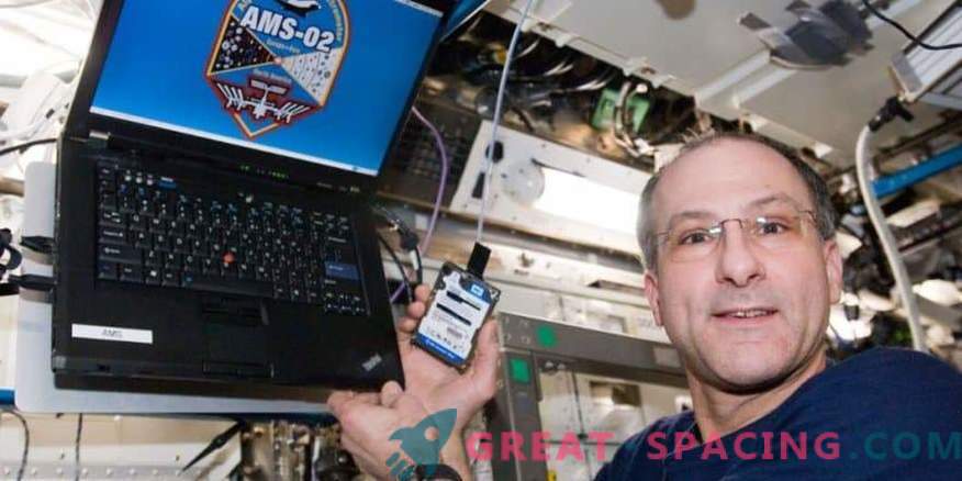 ¡El espacio quemará tu teléfono! ¿Cómo pueden los turistas espaciales proteger los datos personales?