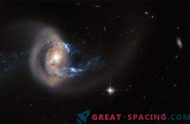 Hubble descubrió una galaxia de estrellas dispersas lejos de casa