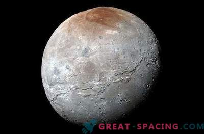 Pluto's satellite Charon: battered, rumpled, but beautiful