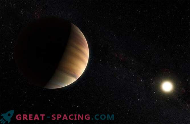 El exoplaneta se descubrió por primera vez debido a la luz reflejada en él